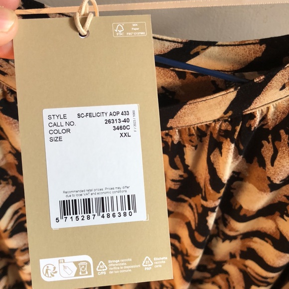 Soyaconcept blouse with unique pattern and tags XXL - Picture 8 of 8